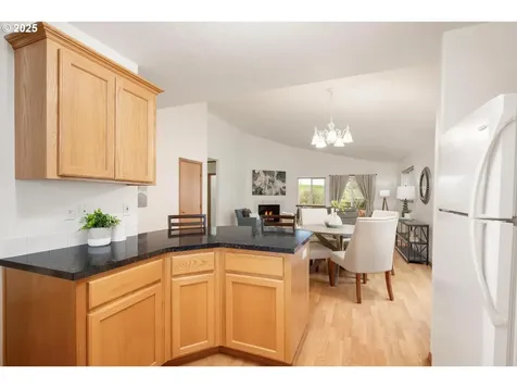 19439 Silverfox Parkway Oregon City OR 97045