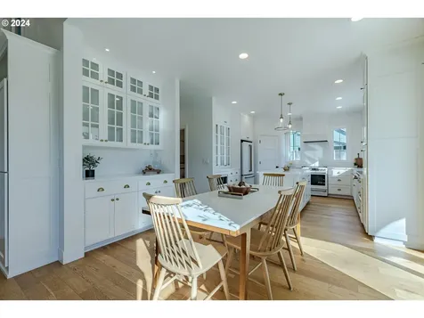 3473 Sterling Woods Drive Eugene OR 97408