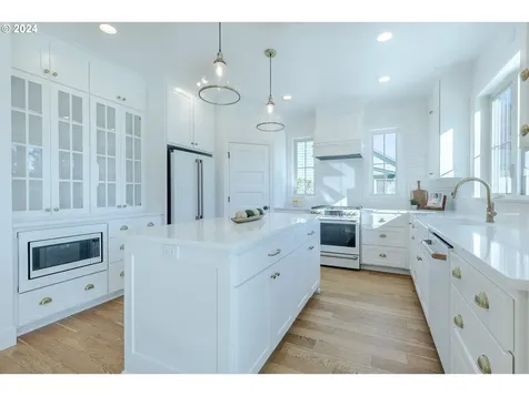 3473 Sterling Woods Drive Eugene OR 97408