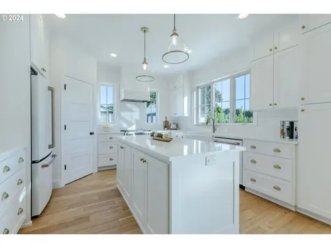 3473 Sterling Woods Drive Eugene OR 97408
