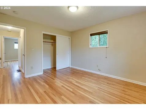 6921 N Ivanhoe Street Portland OR 97203