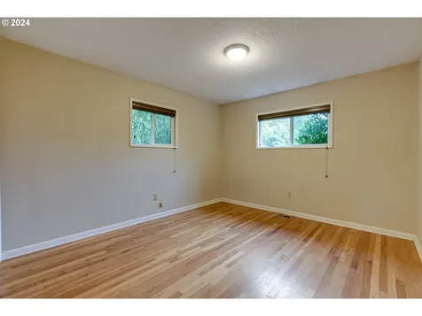 6921 N Ivanhoe Street Portland OR 97203