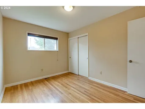 6921 N Ivanhoe Street Portland OR 97203