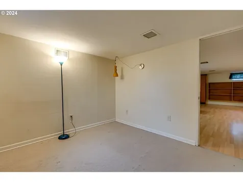 6921 N Ivanhoe Street Portland OR 97203