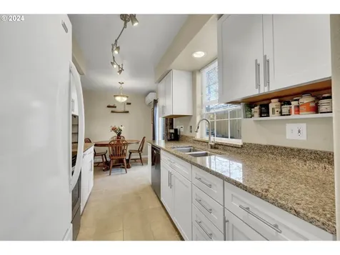 3691 Westleigh Street Eugene OR 97405