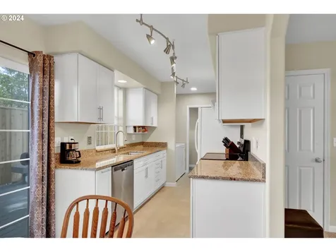 3691 Westleigh Street Eugene OR 97405