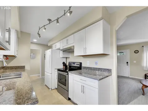 3691 Westleigh Street Eugene OR 97405