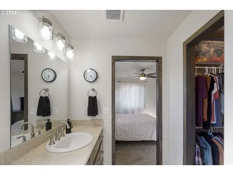 39172 Plagman Drive Lebanon OR 97355
