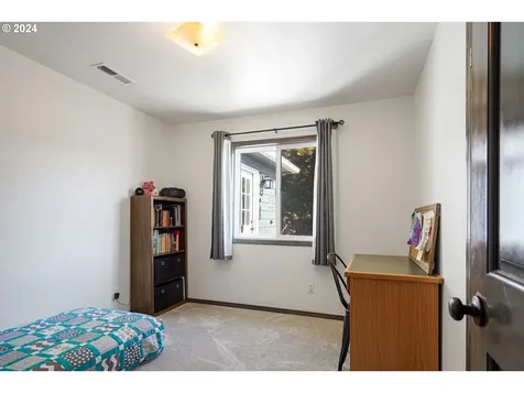 39172 Plagman Drive Lebanon OR 97355