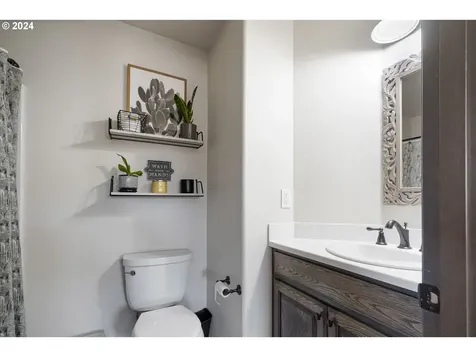 39172 Plagman Drive Lebanon OR 97355