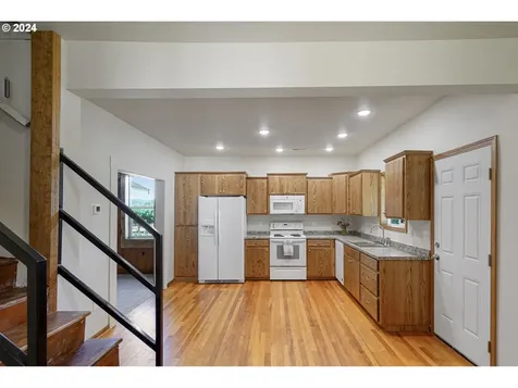 39172 Plagman Drive Lebanon OR 97355