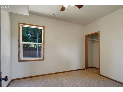 39172 Plagman Drive Lebanon OR 97355