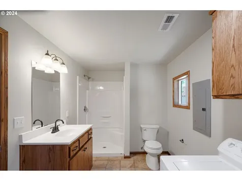 39172 Plagman Drive Lebanon OR 97355