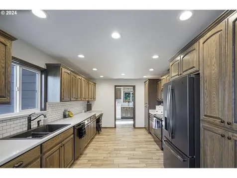 39172 Plagman Drive Lebanon OR 97355