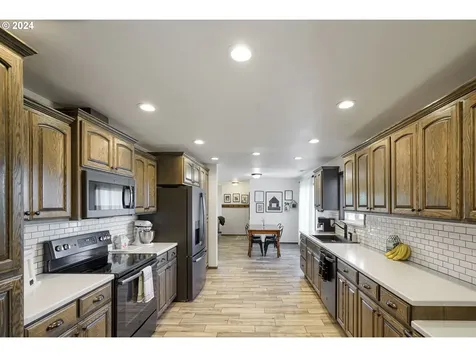 39172 Plagman Drive Lebanon OR 97355