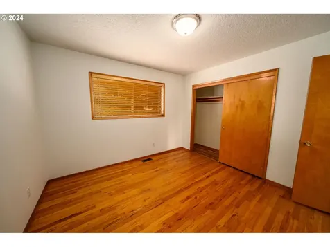 3634 Ne 138th Avenue Portland OR 97230