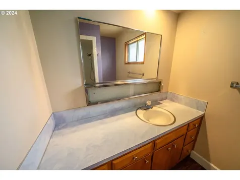 3634 Ne 138th Avenue Portland OR 97230