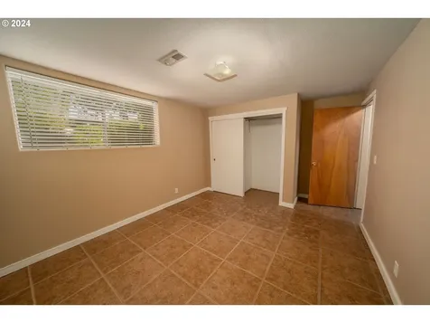 3634 Ne 138th Avenue Portland OR 97230