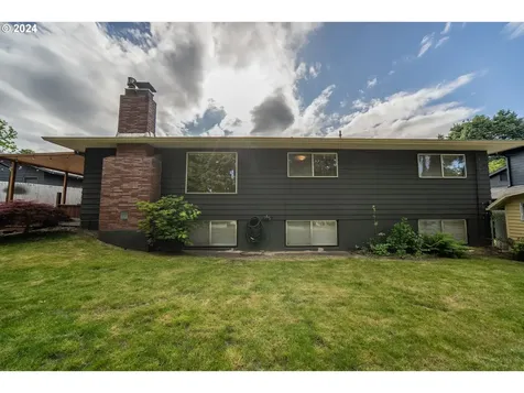 3634 Ne 138th Avenue Portland OR 97230
