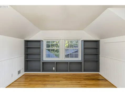 3890 Sw 94th Avenue Portland OR 97225