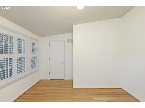 3890 Sw 94th Avenue Portland OR 97225