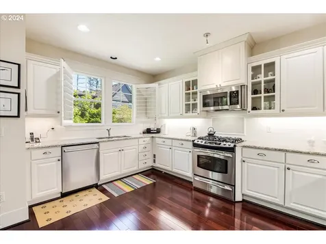 10107 Sw Windwood Way Portland OR 97225