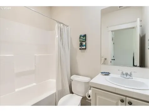 10107 Sw Windwood Way Portland OR 97225