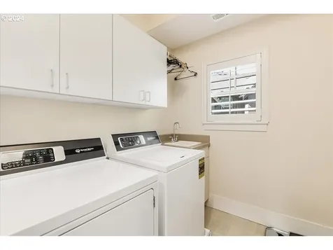 10107 Sw Windwood Way Portland OR 97225