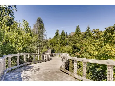 10107 Sw Windwood Way Portland OR 97225