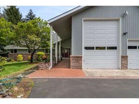 2211 Whistlers Park Road Roseburg OR 97470