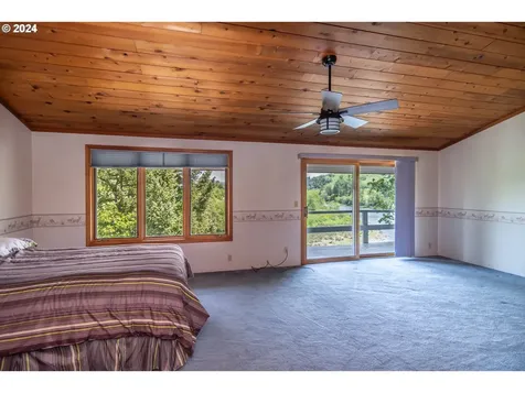 2211 Whistlers Park Road Roseburg OR 97470