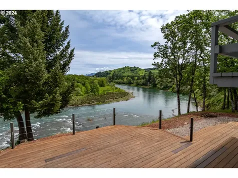 2211 Whistlers Park Road Roseburg OR 97470