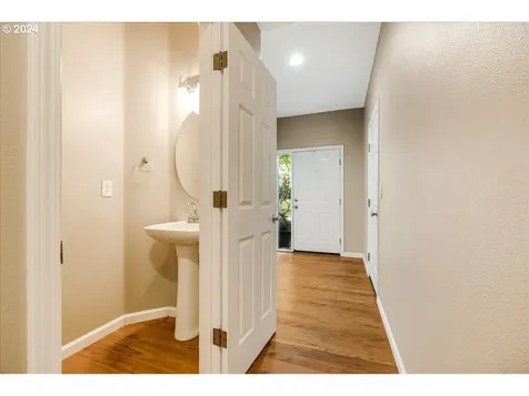 15610 SW Talus Way Beaverton OR 97007