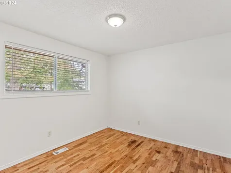 5325 Oakridge Road Lake Oswego OR 97035