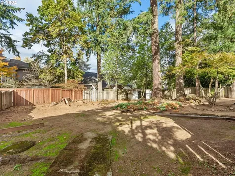 5325 Oakridge Road Lake Oswego OR 97035