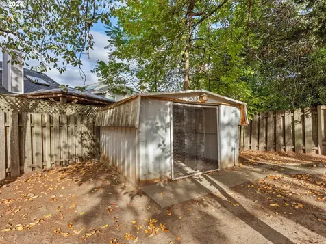5325 Oakridge Road Lake Oswego OR 97035