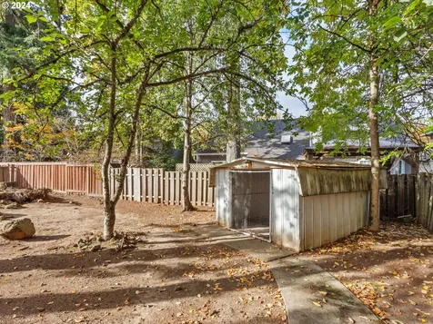 5325 Oakridge Road Lake Oswego OR 97035