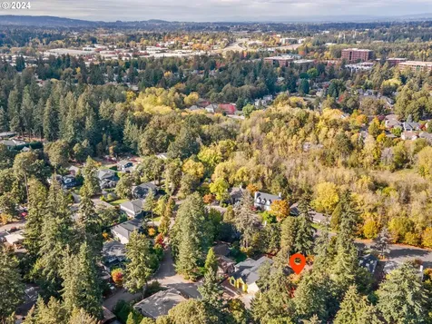 5325 Oakridge Road Lake Oswego OR 97035