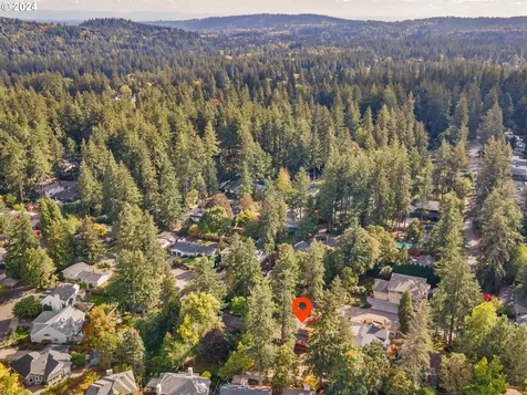 5325 Oakridge Road Lake Oswego OR 97035