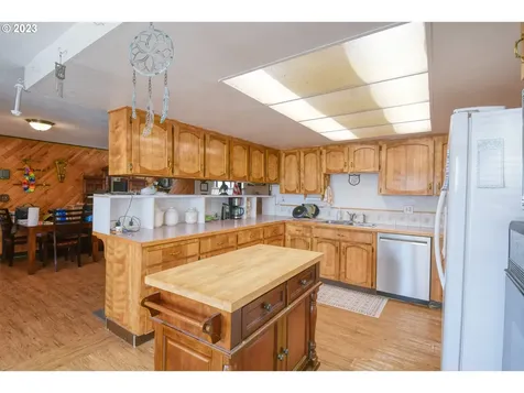 71083 Arabian Drive Pendleton OR 97801