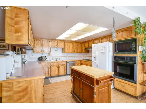 71083 Arabian Drive Pendleton OR 97801