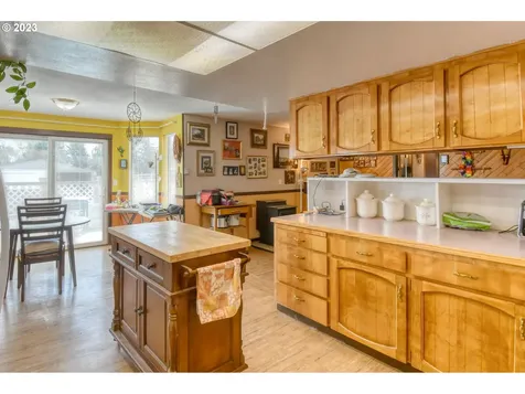 71083 Arabian Drive Pendleton OR 97801