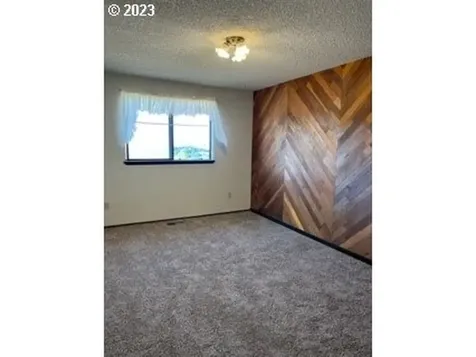 71083 Arabian Drive Pendleton OR 97801