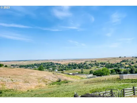 71083 Arabian Drive Pendleton OR 97801