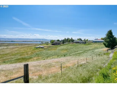 71083 Arabian Drive Pendleton OR 97801