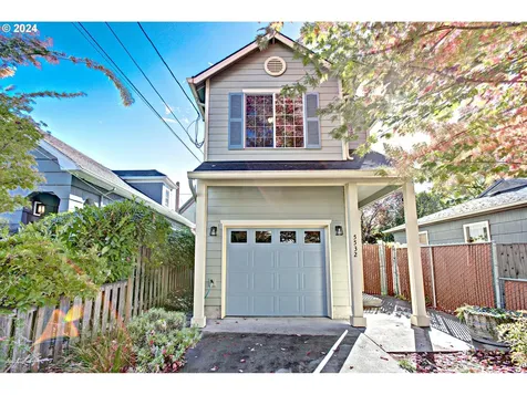 5532 SE Lafayette Street Portland OR 97206