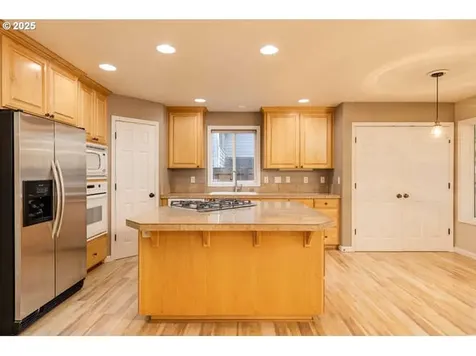 6050 SW Port Orford Street Tualatin OR 97062
