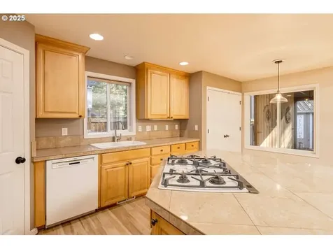 6050 SW Port Orford Street Tualatin OR 97062