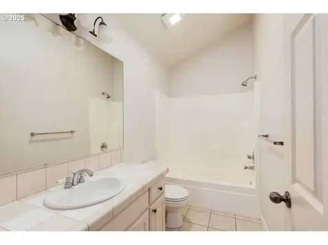 6050 SW Port Orford Street Tualatin OR 97062