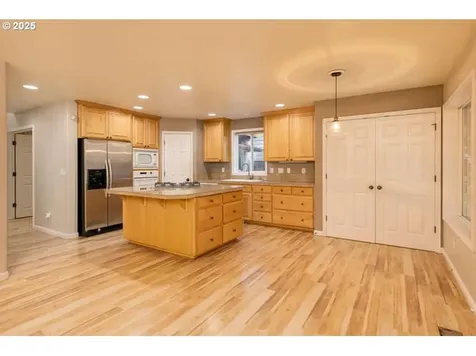 6050 SW Port Orford Street Tualatin OR 97062